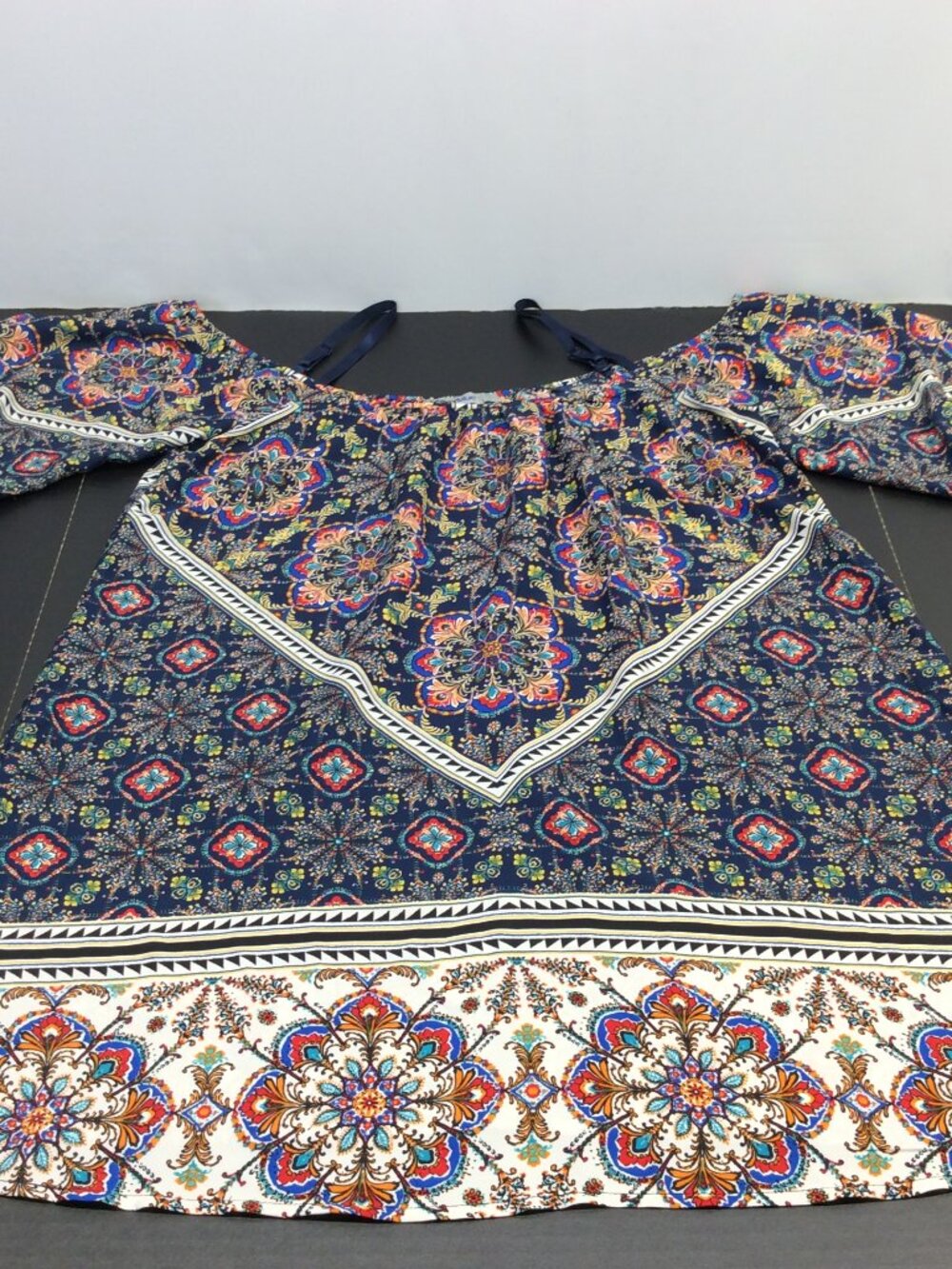 Bailey Blue Geometric Cold Shoulder Dress Size M Knee Length Bohemian 3/4 Sleeve